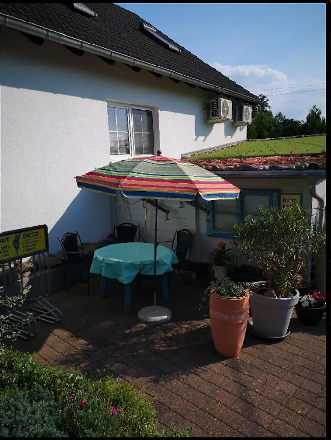 Ferienwohnung Zur Alten Sage Dresden 0*,  Germany